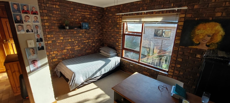 4 Bedroom Property for Sale in Noorsekloof Eastern Cape
